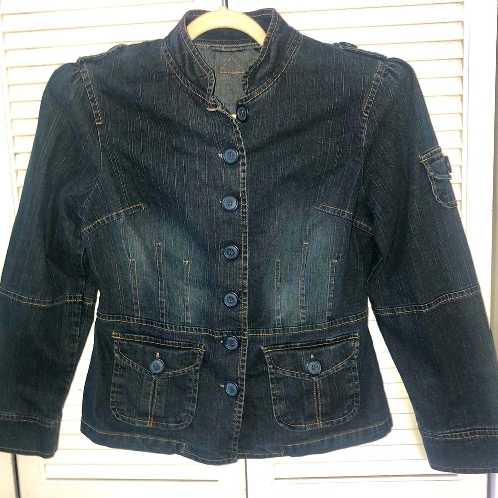 Denim Jacket with Pleated shoulders Size Large
